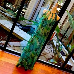 Tropical maxi from Victoria’s Secret. Sz Sm